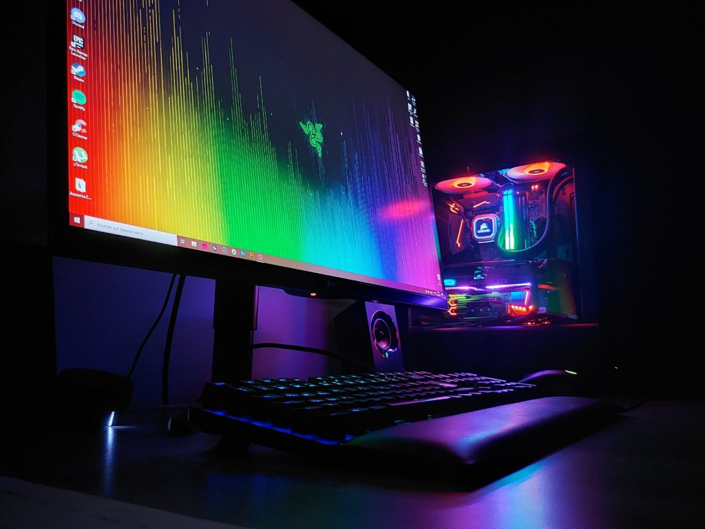 Console vs. PC Gaming - a full desktop PC gaming setup